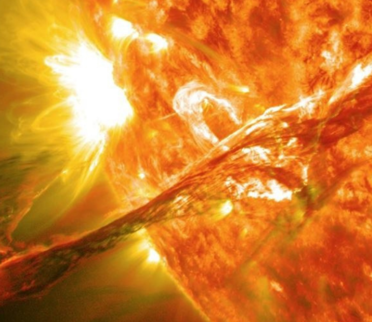 Tormenta solar impactará hoy la Tierra y EEUU emite una alerta