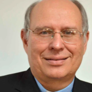 Arzobispo de Caracas responde a acusaciones de “extorsión”