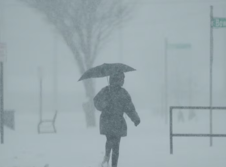 Una enorme tormenta amenaza EEUU con hasta 30 cm de nieve