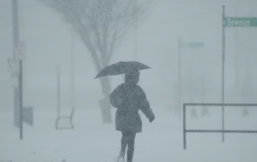 Una enorme tormenta amenaza EEUU con hasta 30 cm de nieve