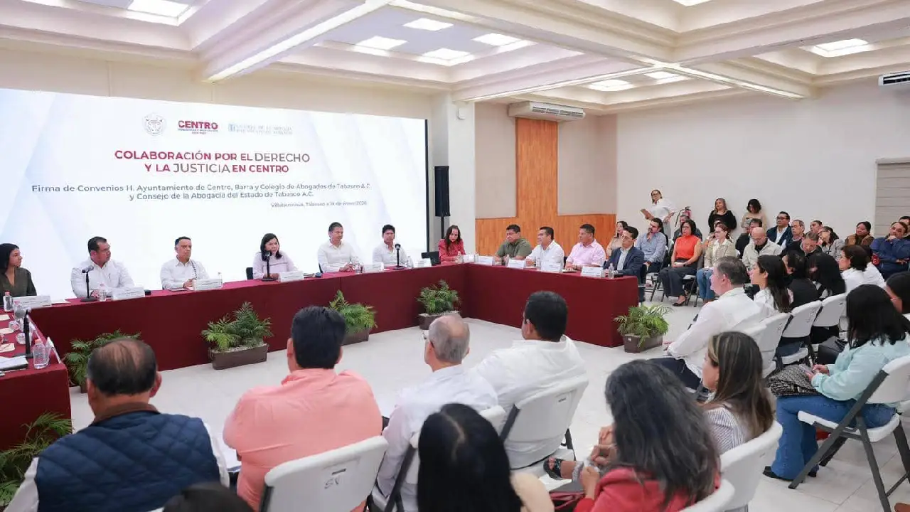 Convenios con asociaciones de abogados fortalecen justicia