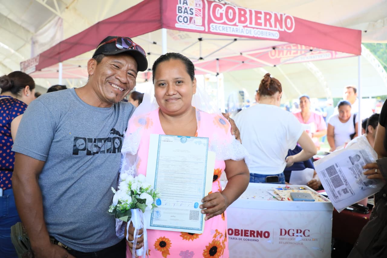 Educación facilita inscripciones escolares