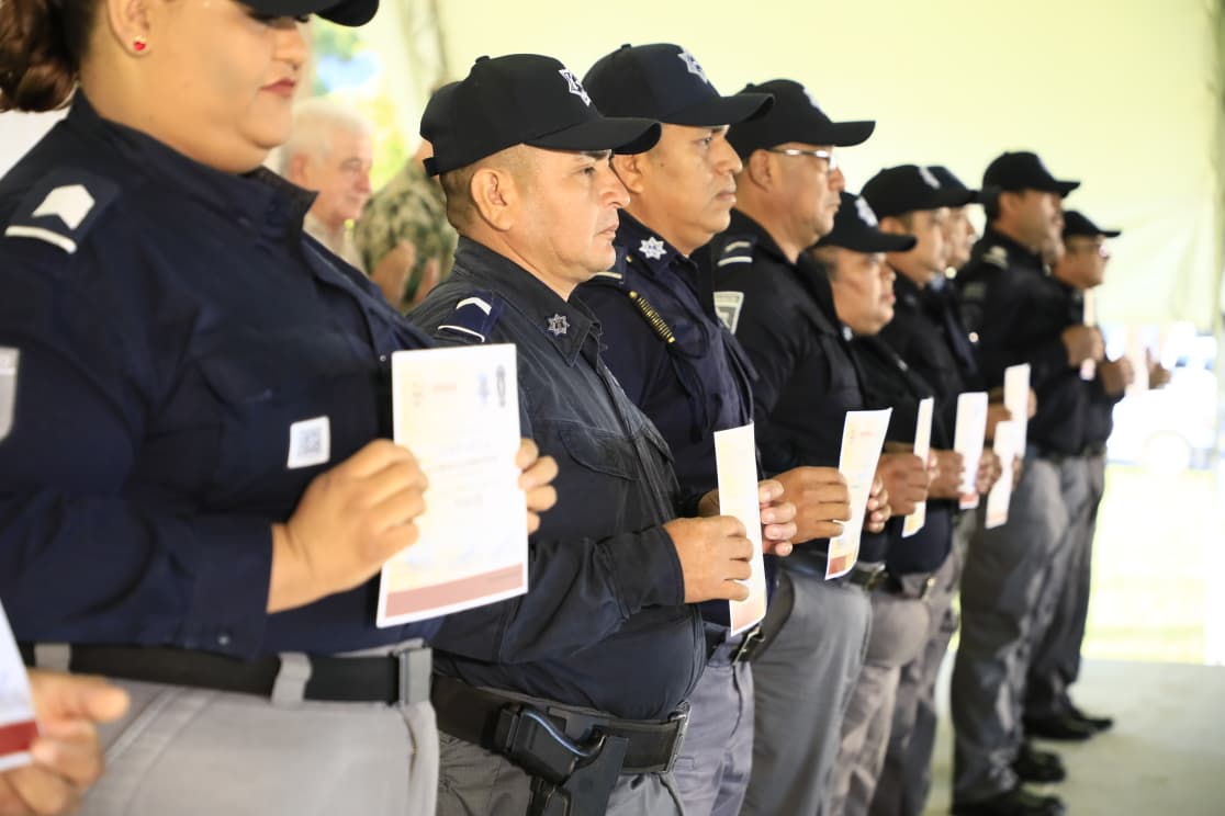 Elementos de Seguridad Pública recibieron 284 ascensos