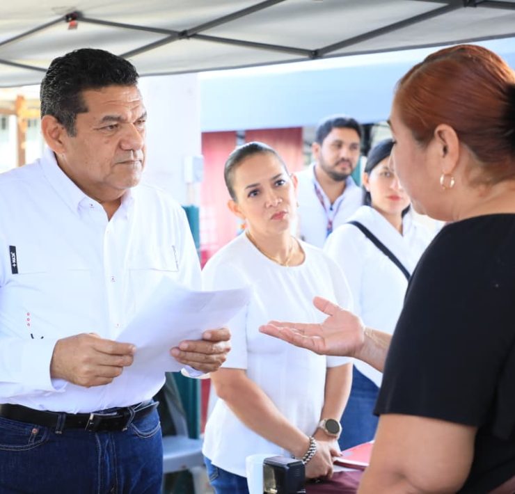 Gobernador Javier May encabeza primera audiencia pública