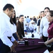 Javier May encabeza Jornada de Atención en Oxiacaque