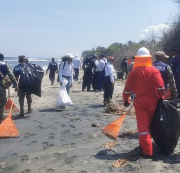 Marina invita a participar en la Campaña Nacional de Limpieza de Playas