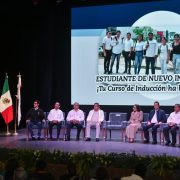 Para entrar y permanecer en la UJAT