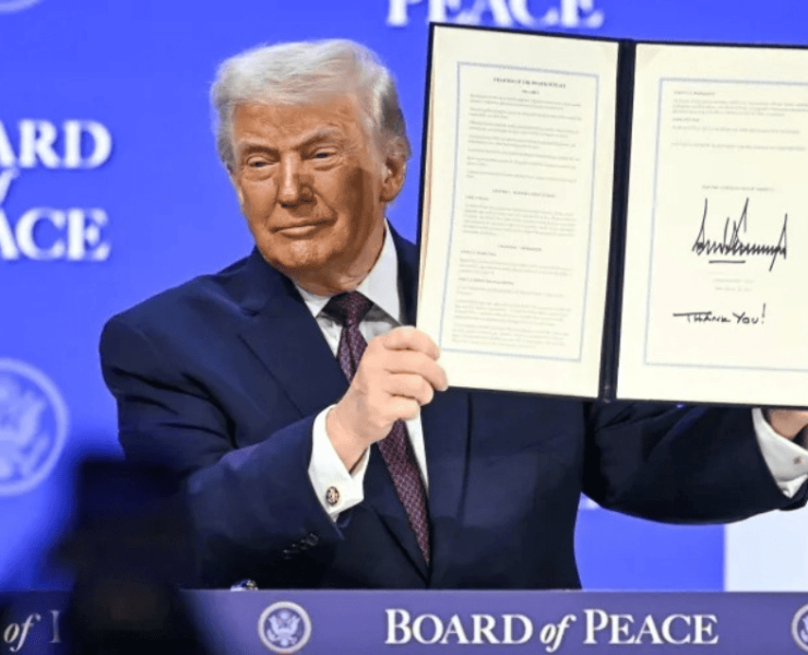 Trump lanza en Davos su polémico Consejo de Paz