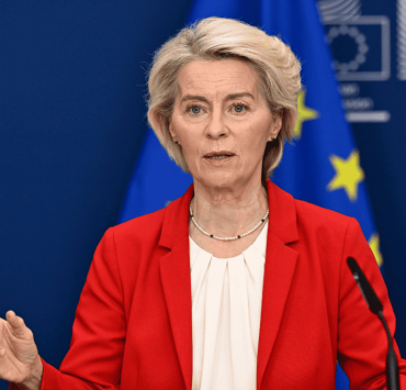 Von der Leyen admite rezago europeo en el Ártico