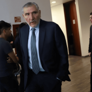 Adán Augusto deja coordinación de Morena en el Senado