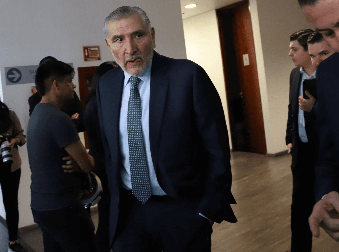 Adán Augusto deja coordinación de Morena en el Senado