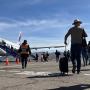 Canadá urge a sus ciudadanos a salir de Cuba