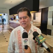 El rector Guillermo Narváez Osorio