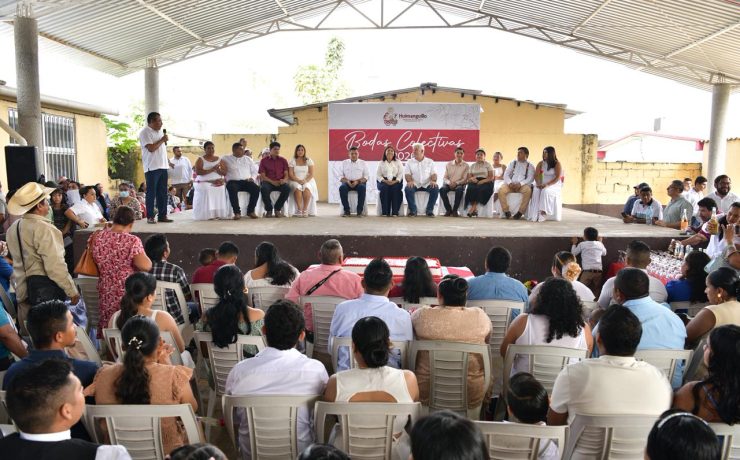 En pleno Día del Amor y la Amistad unas 45 parejas se casaron