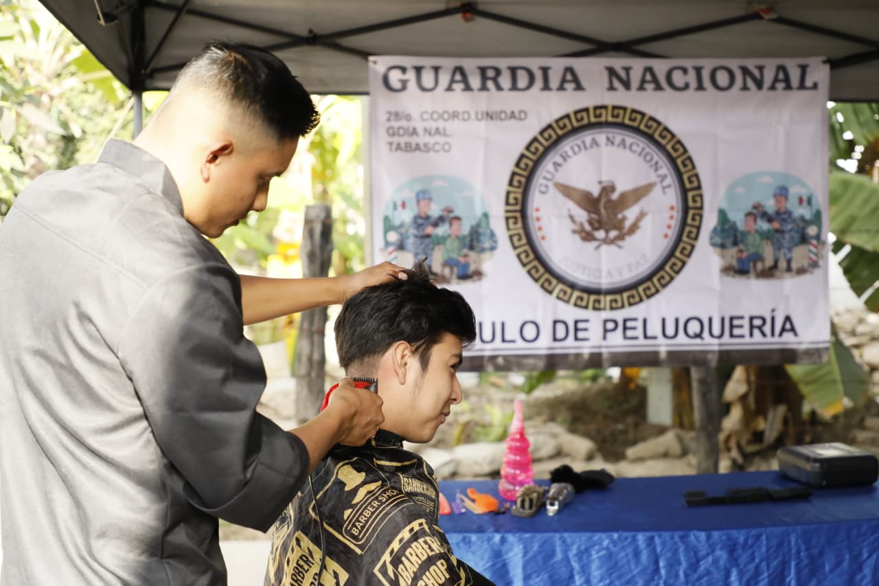 Estrategia permanente de cercanía con la población