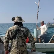 Protección de instalaciones estratégicas operativo impactante