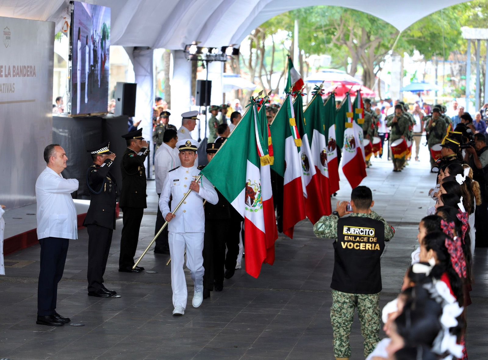 Unidad de los poderes del Estado