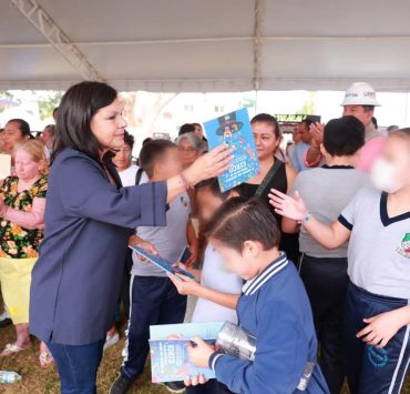 Yolanda Osuna encabeza jornada Centro Cerca en Sabina
