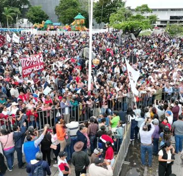 concentración por la Jornada en Defensa de la Soberanía Nacional