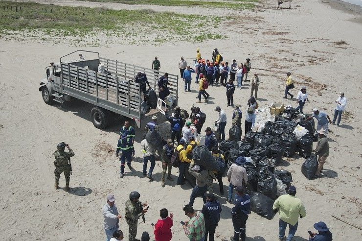 Campaña Nacional de Limpieza de Playas y Costas