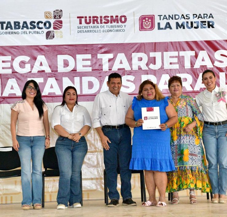 Entregan 800 apoyos del programa Tandas para la Mujer en Tenosique
