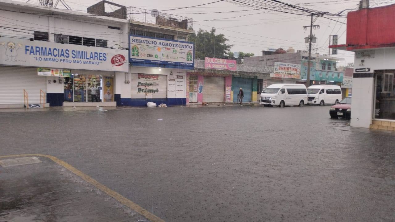Lluvias intensas provocan anegaciones en Cárdenas