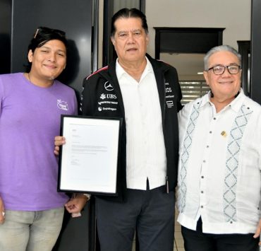 Reconoce el Rector de la UJAT a estudiante