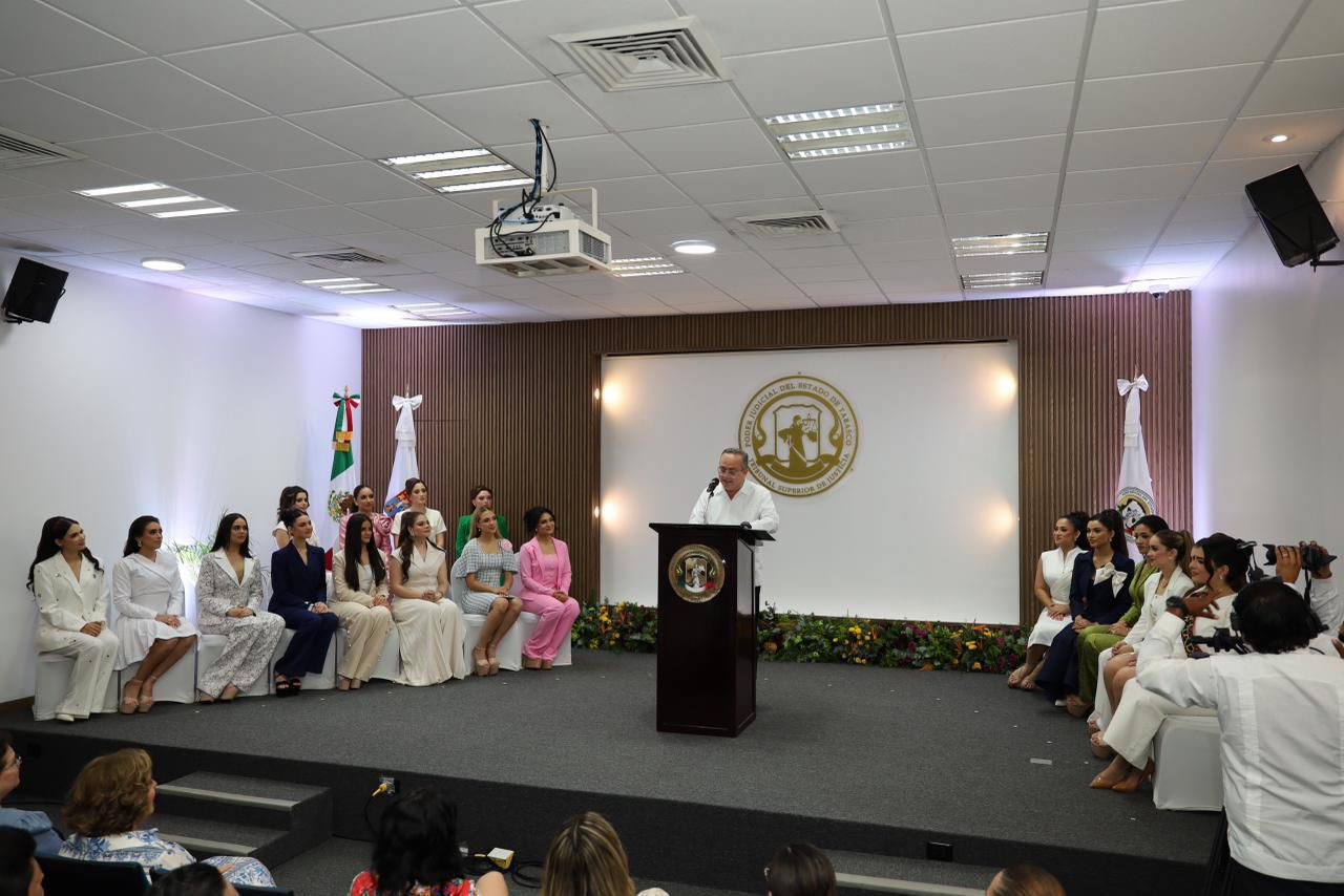Reconocimiento a la Flor de Oro 2025
