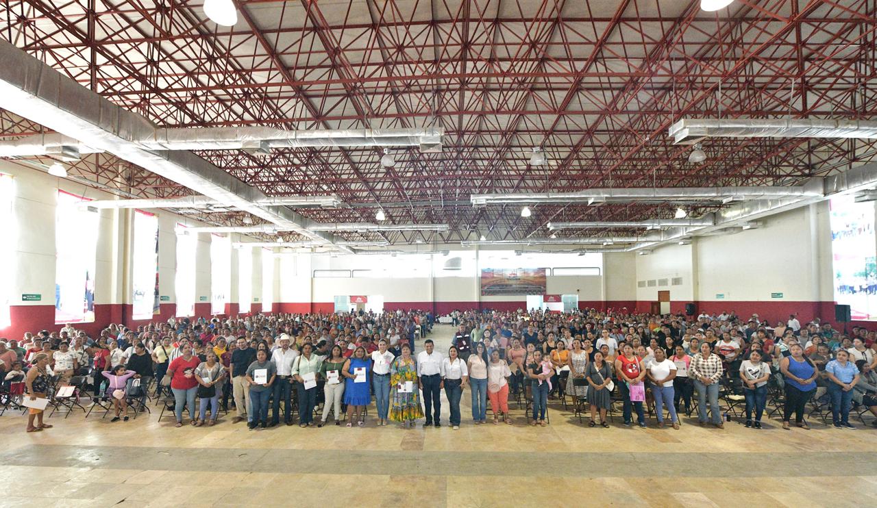 Reconocimiento al papel de las mujeres en el desarrollo