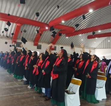 Universidad Alfa y Omega gradúa a nueva generación