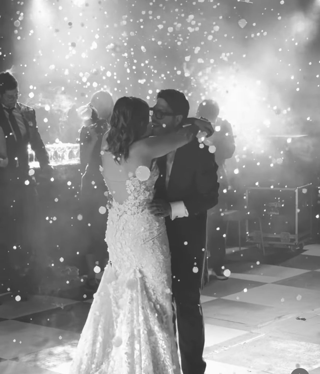 Boda de realeza, "hijo de Aldana" financiada por huachicoleo a petroleros..