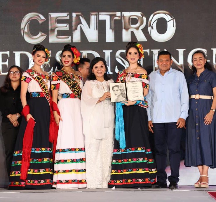 Centro reconoce a embajadoras como Huéspedes Distinguidas
