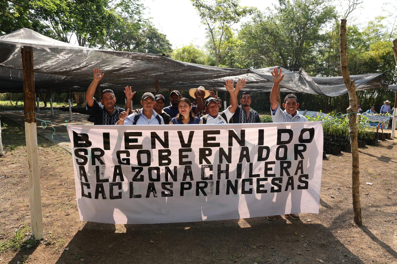 En su visita a los Centros de Aprendizaje Campesino en Macuspana