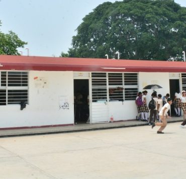 Evalúan ajustes en horarios escolares