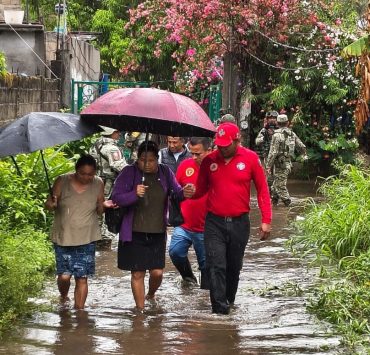 Persisten lluvias y vientos en Tabasco