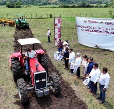 Se acabó poner el diésel para que el tractor are los cultivos