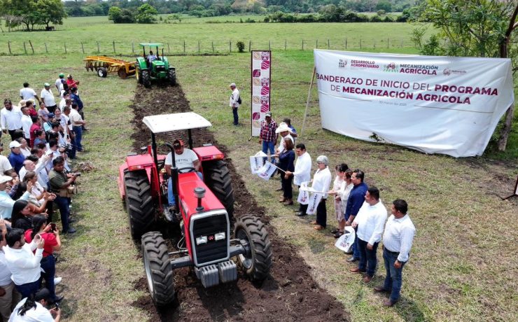 Se acabó poner el diésel para que el tractor are los cultivos