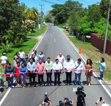 Se cumple rescate de 28 kilómetros de caminos en Comalcalco