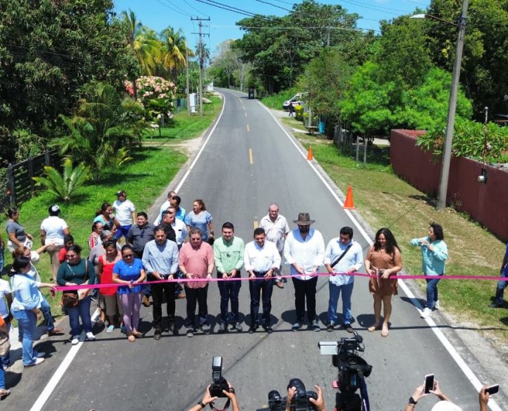 Se cumple rescate de 28 kilómetros de caminos en Comalcalco