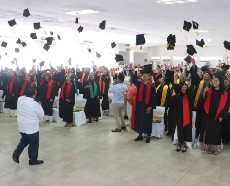 Día a día formando líderes que transformen