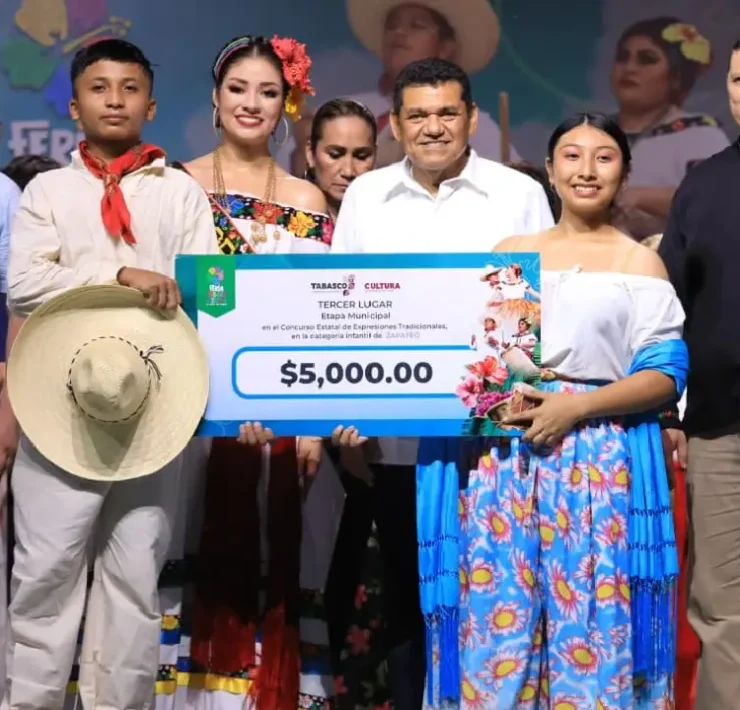 Gran mosaico de danza llena de tradición el foro La Cultural