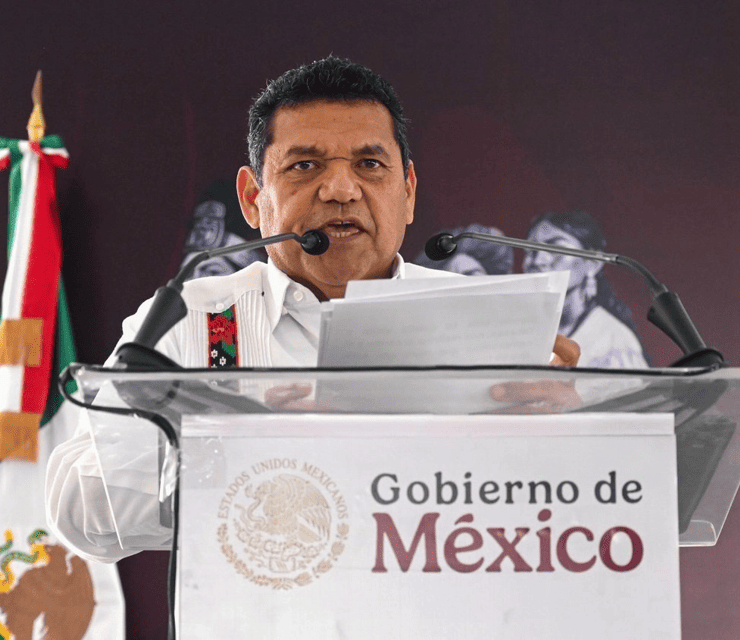 Javier May acusa injerencismo sin prueba