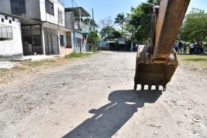 El gobernador Javier May Rodríguez dio el banderazo de inicio al programa “Gobierno arranca paquete de obras” en Villa Ocuiltzapotlán, beneficiando a miles de familias con nueva infraestructura urbana.