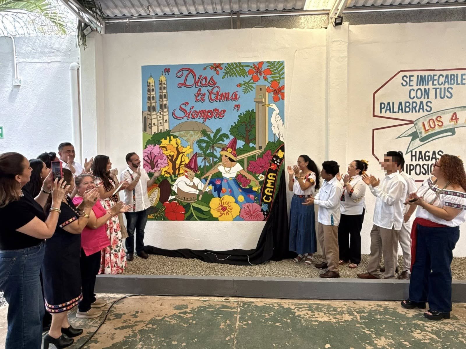 Develan mural Primavera en el Edén
