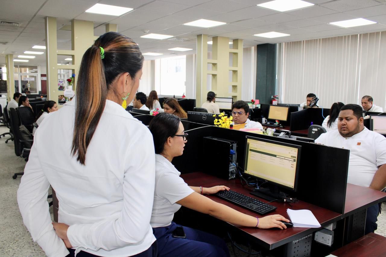Vacantes para las áreas civil y laboral