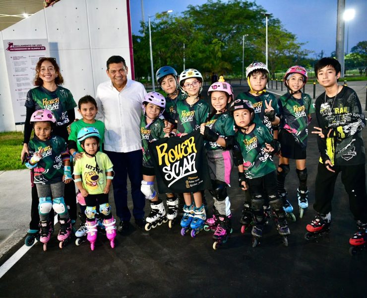 Entrega Javier May nuevo Patinódromo