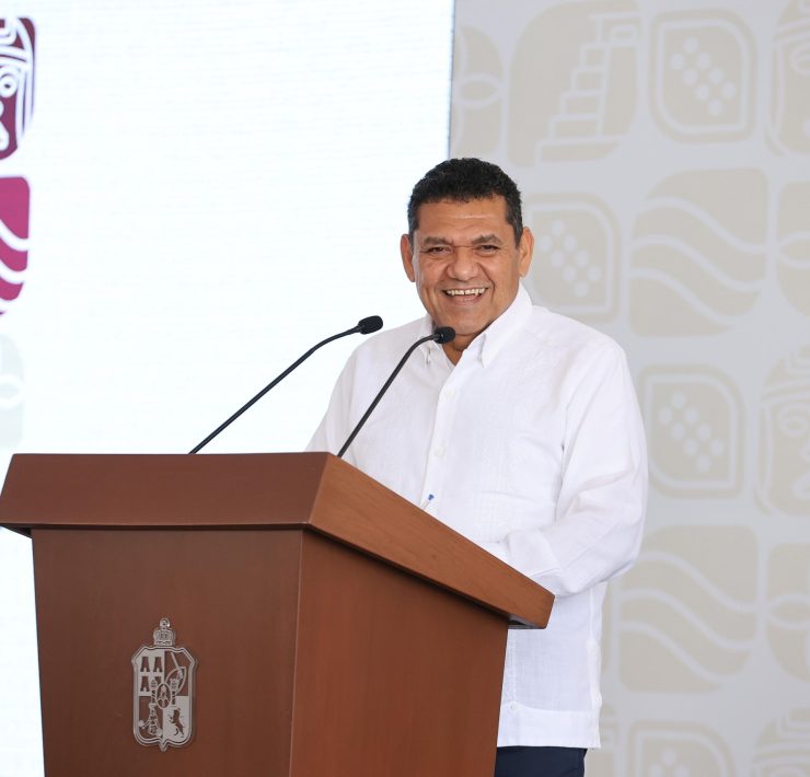 Javier May invita a seguir el México-Corea en el Centenario 27 de Febrero