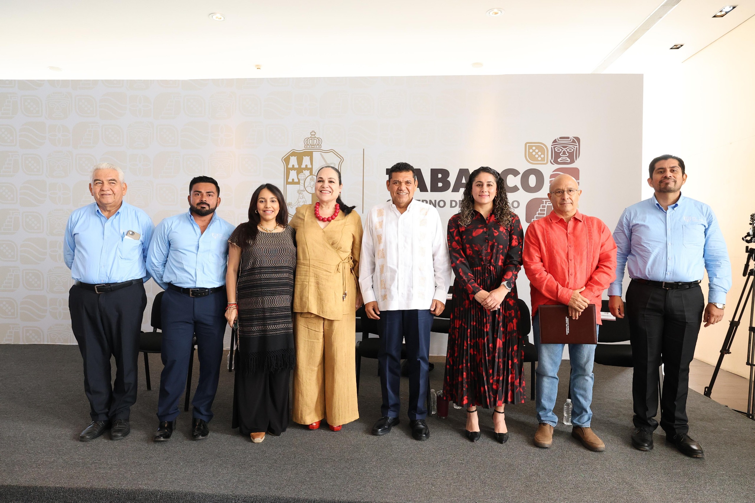 Javier May Rodríguez reconoció al Gobierno de México