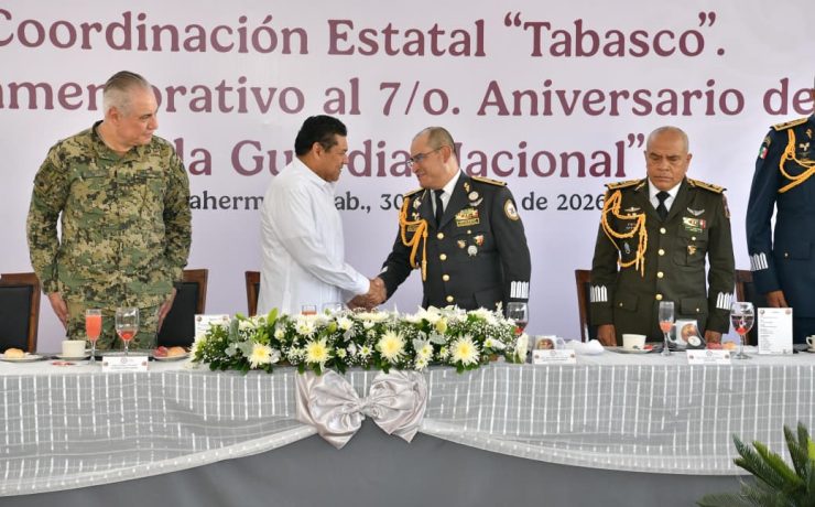 Javier May atestigua Aniversario de la Guardia Nacional