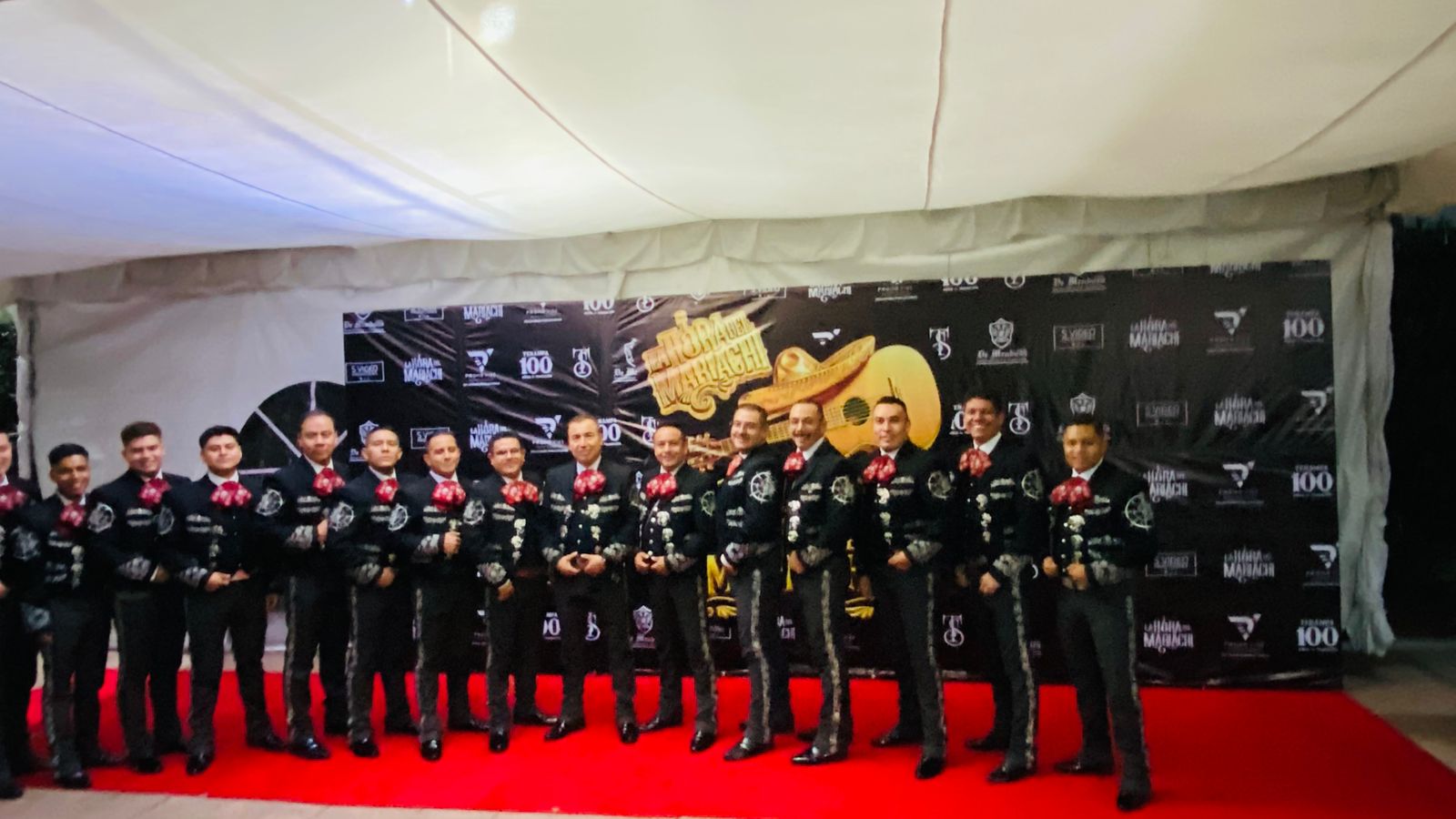 Mariachi Institucional en el Parque